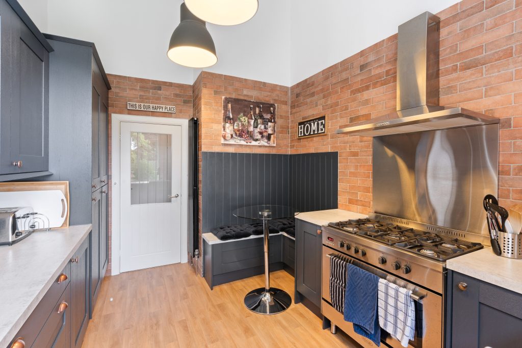 13AllanwaterApartments38.jpg